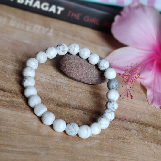 HOWLITE BRACELET