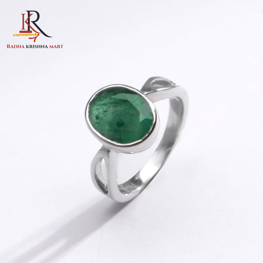 Emerlad (Panna) Gemstone Ring in 925 Silver