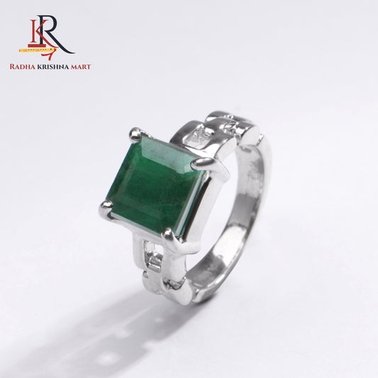 Emerlad (Panna) Gemstone Ring in 925 Silver