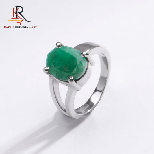 Emerlad (Panna) Gemstone Ring in 925 Silver
