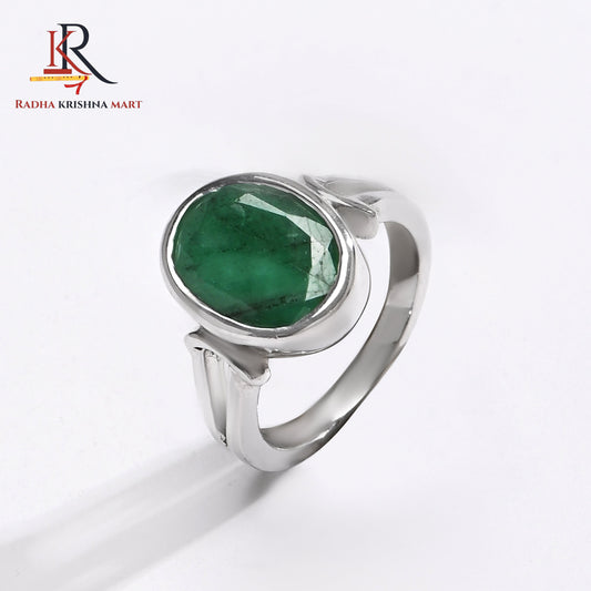 Emerlad (Panna) Gemstone Ring in 925 Silver