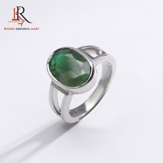 Emerlad (Panna) Gemstone Ring in 925 Silver