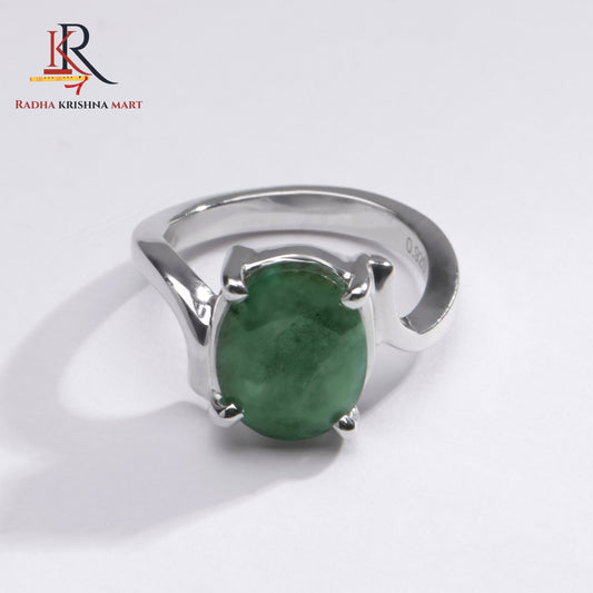 Emerlad (Panna) Gemstone Ring in 925 Silver