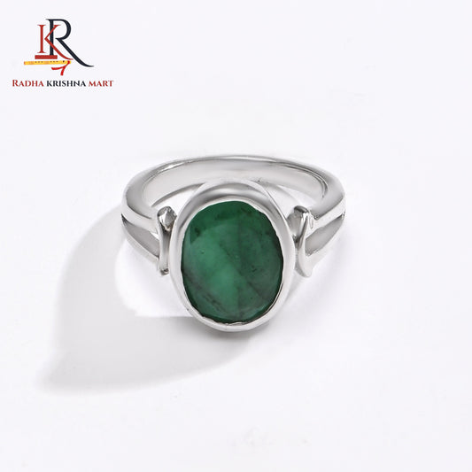 Emerlad (Panna) Gemstone Ring in 925 Silver