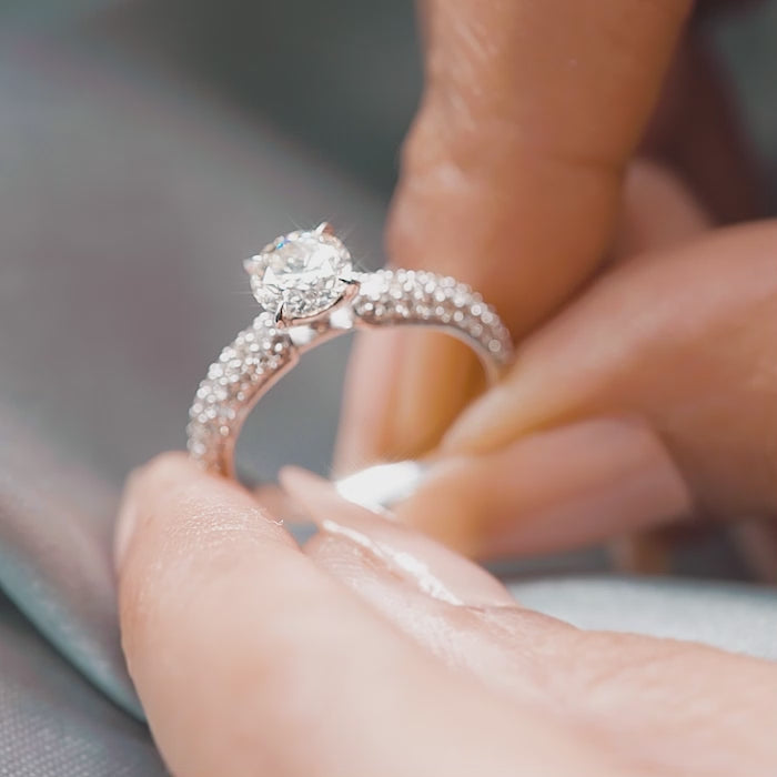 Ruth Elegant Solitaire Ring