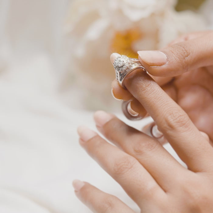 Dazzling Solitaire Bridal Ring Set